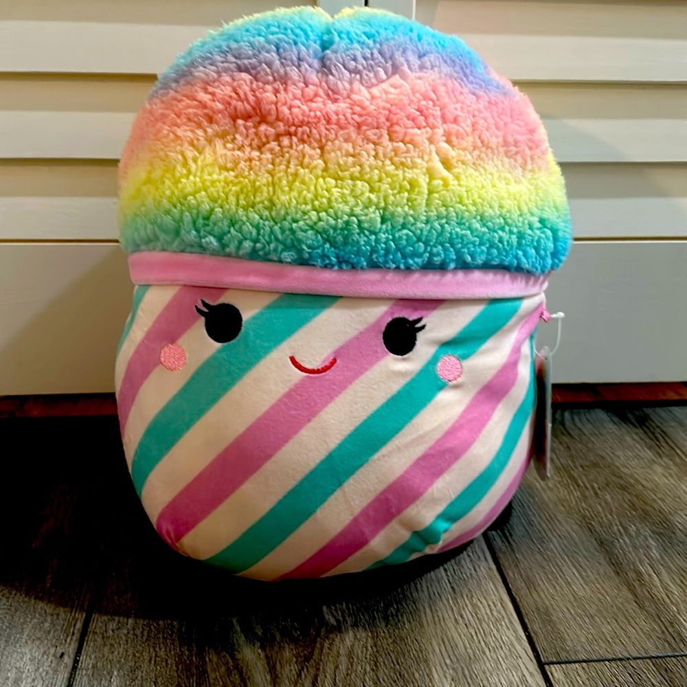 Bevin the squishmallow